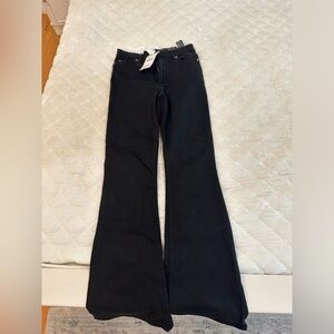 NEVER WORN ZARA Flare jeans new with tags